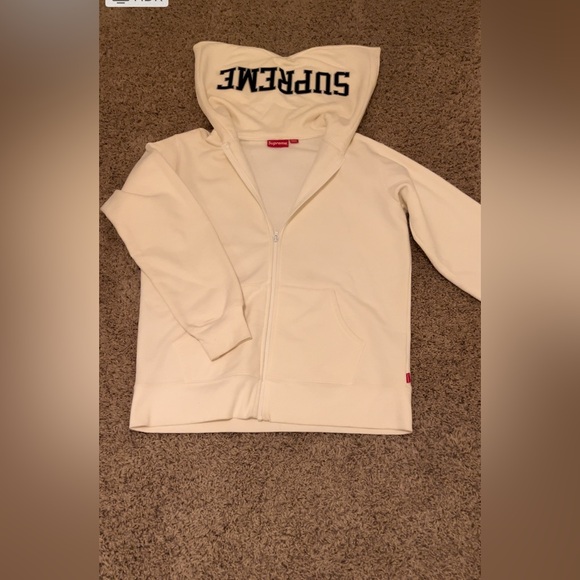 Limited Edition Supreme Zipped Hoodie - Picture 4 of 9